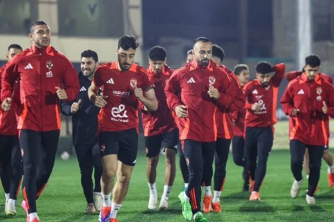 بمشاركة الصفقات الجديدة.. الأهلي يختتم تدريباته استعدادًا لمواجهة بيراميدز في الدوري